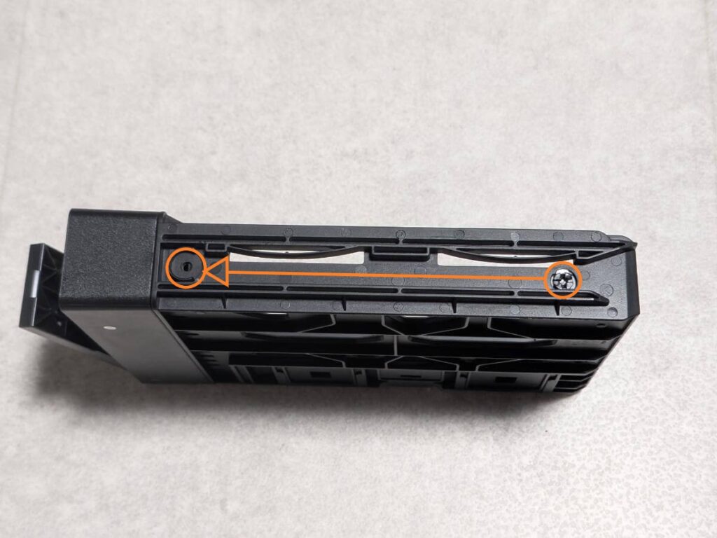 UGREEN DXP2800 HDD2.5インチ