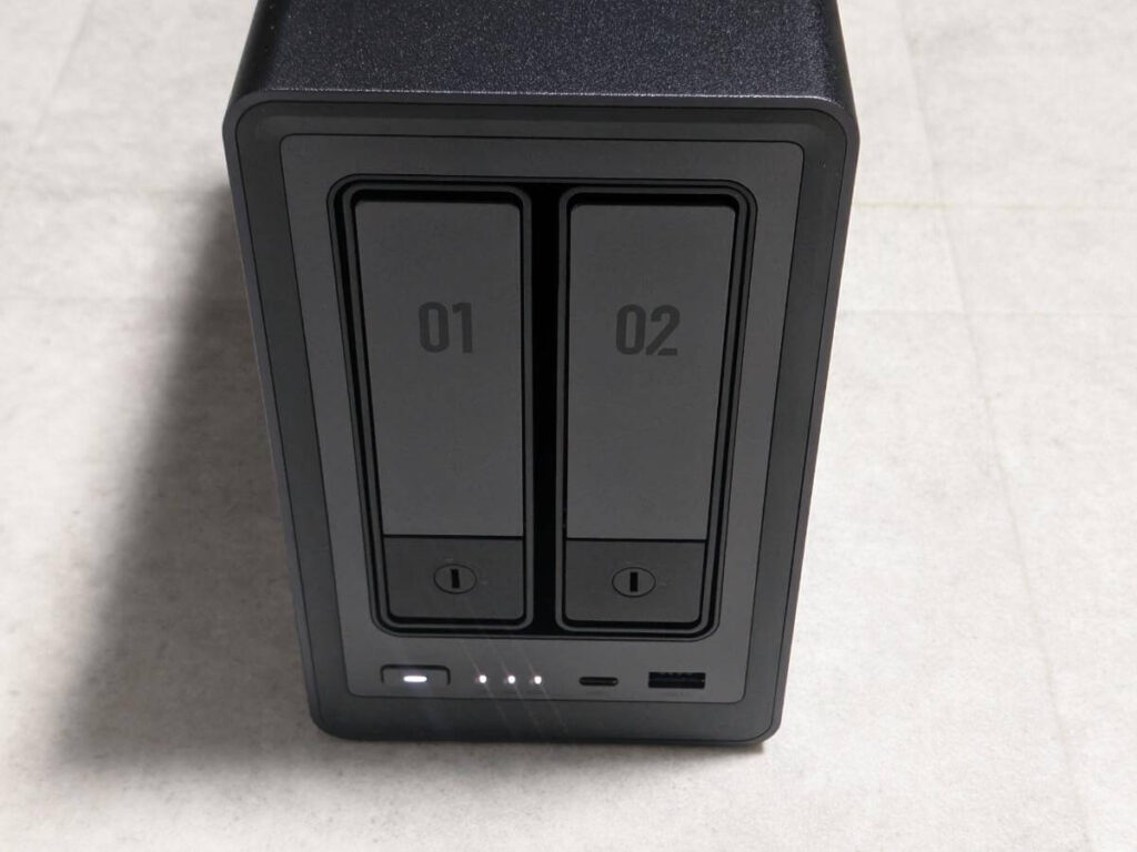 UGREEN DXP2800 初期設定 起動